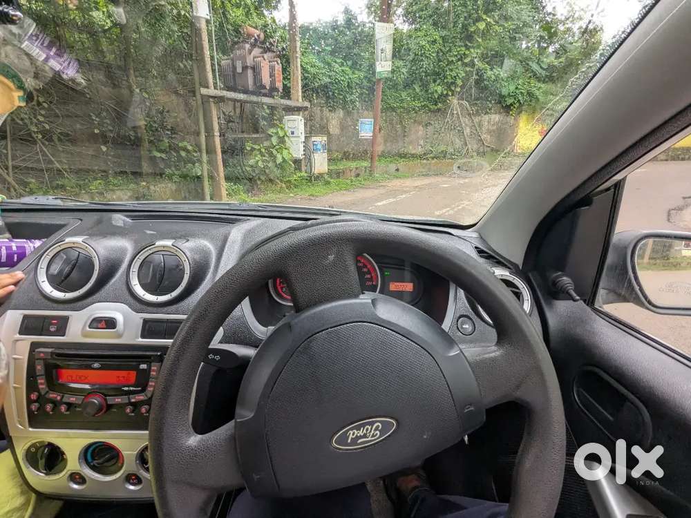 Ford Figo Petrol 2014