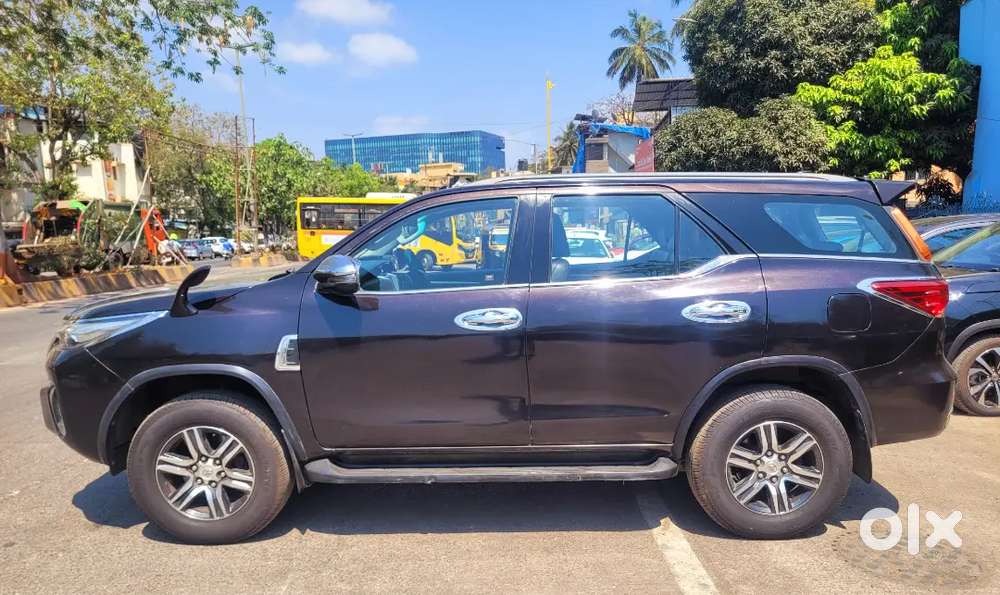 Toyota Fortuner 2017 Diesel 69000 Km Driven Automatic