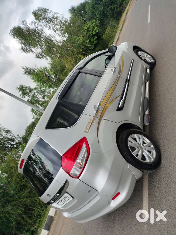 Maruti Suzuki Ertiga 2018-2022 1.4 Vxi Shvs, 2018, Cng & Hybrids