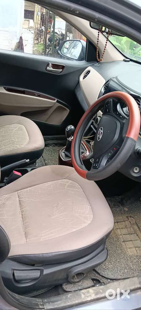 Hyundai Xcent 2015