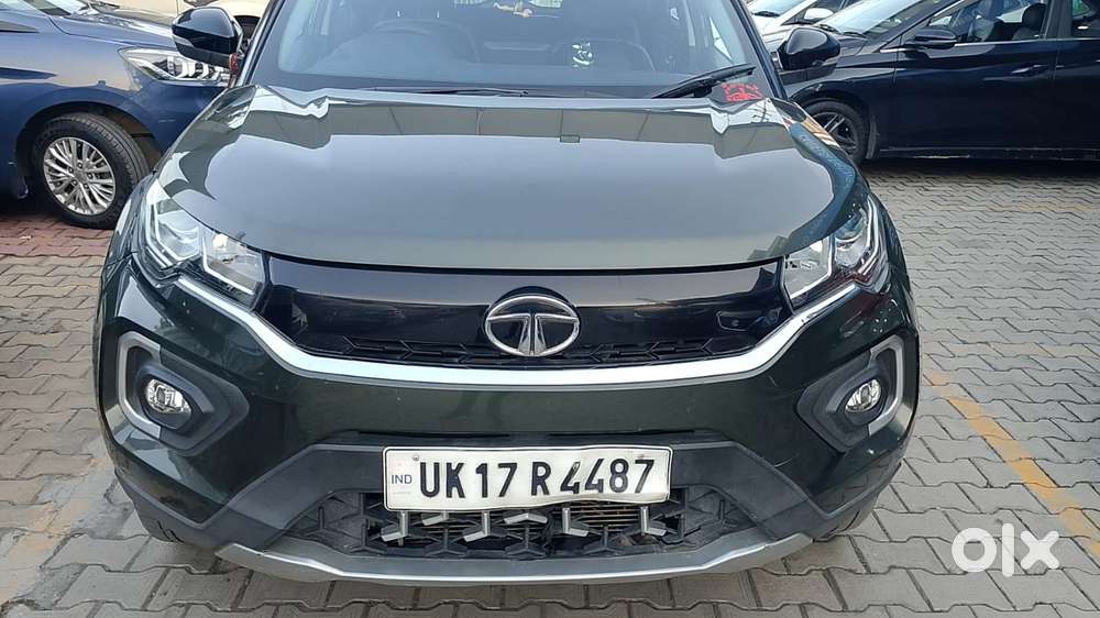 Tata Nexon, 2022, Petrol