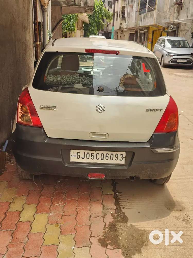 Maruti Suzuki Swift 2011 Variant Zxi