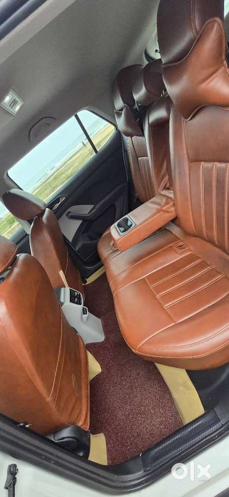 Skoda Kushaq Ambition 1.0l Tsi Mt, 2022, Petrol