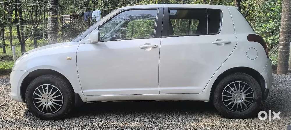 Maruti Suzuki Swift 2011