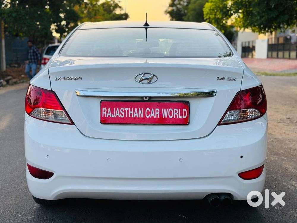 Hyundai Verna, 2015