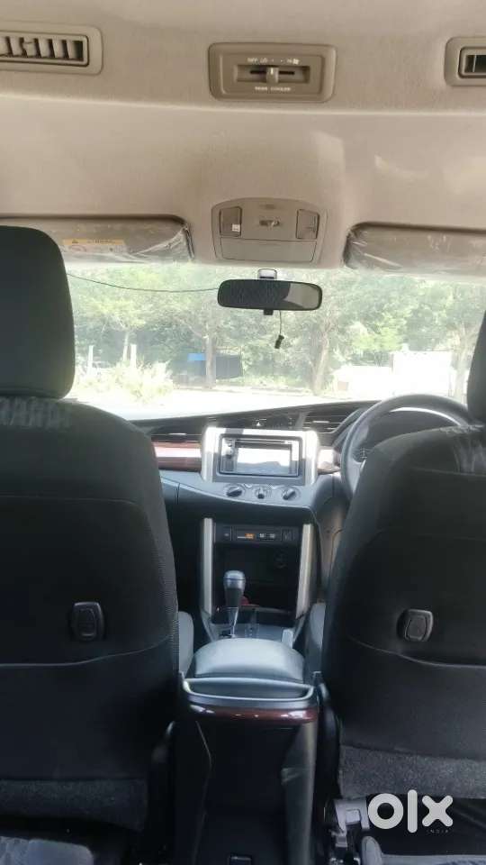 Toyota Innova Crysta 2.8 Gx At 7 Str, 2017, Diesel