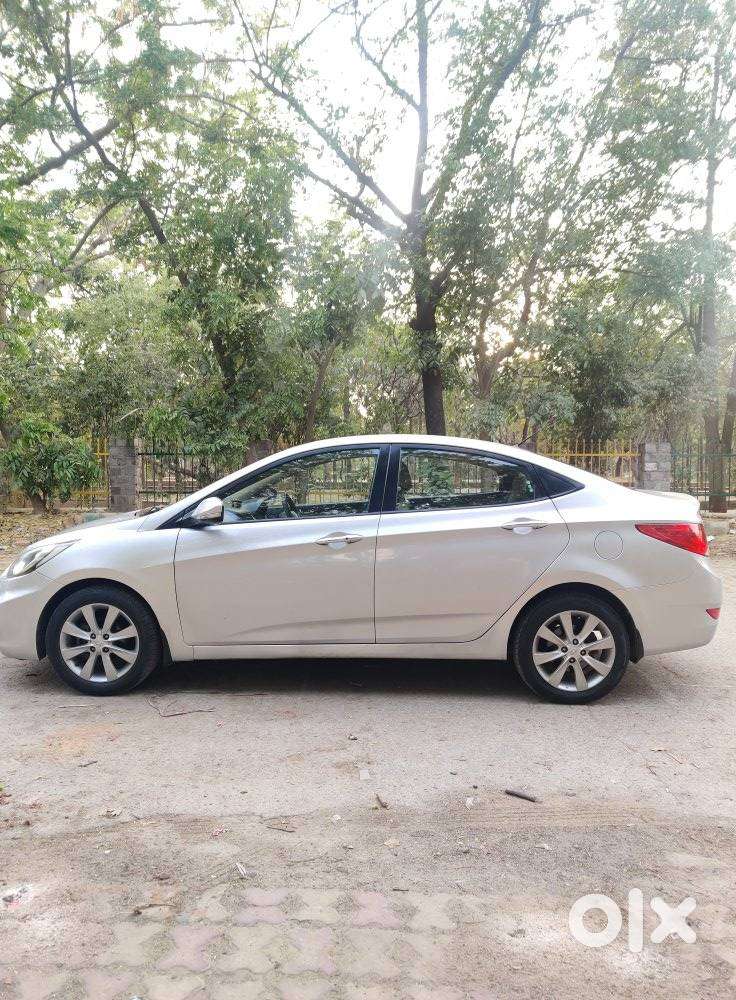 Hyundai Verna Fluidic 1.6 Vtvt Sx Opt, 2013, Petrol