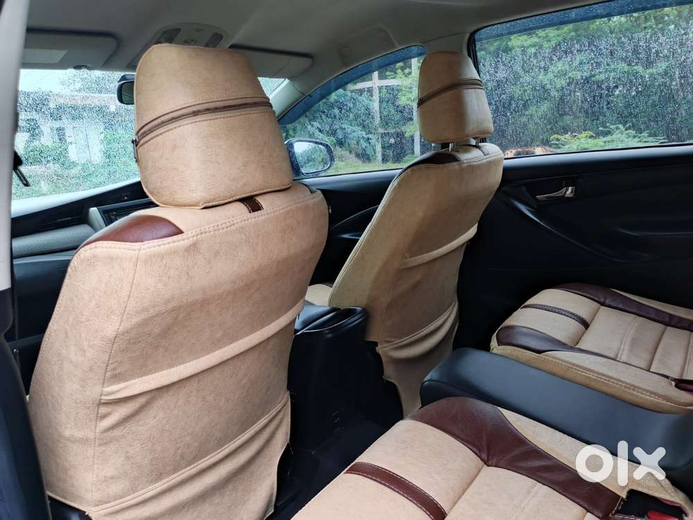 Toyota Innova Crysta 2.4 G Mt, 2016, Diesel