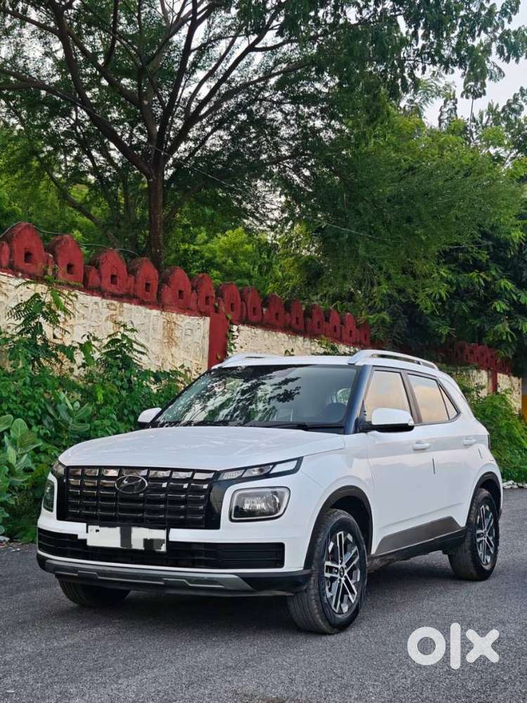 Hyundai Venue S (o) 1.0 Turbo Mt, 2022, Petrol