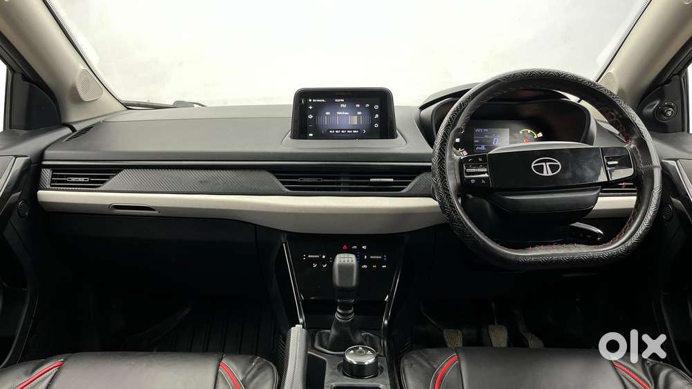 Tata Nexon Pure (s) 1.2 Petrol 6amt, 2024, Petrol