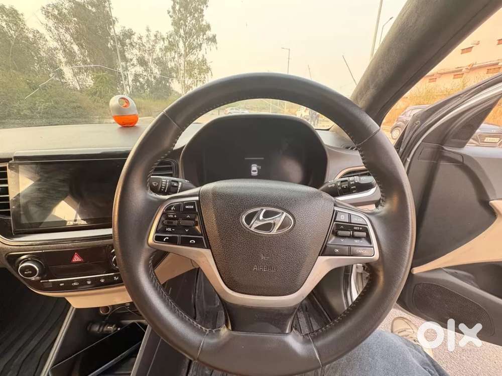 Hyundai Verna 1.6 Sx (o) Vtvt, 2022, Petrol