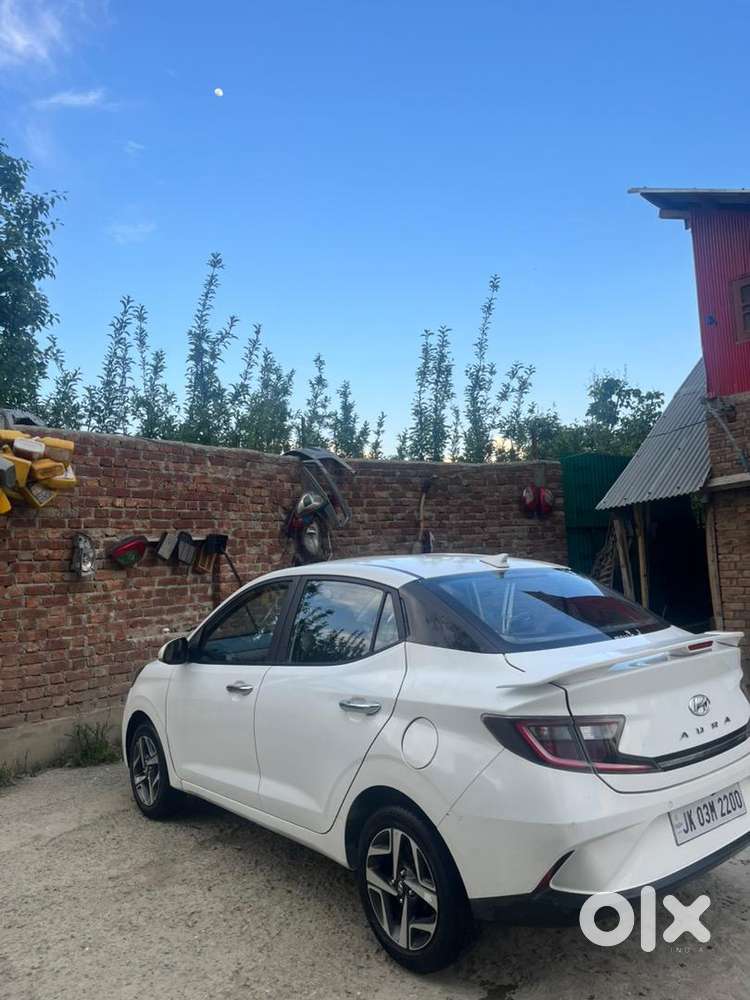 Hyundai Aura 2022 Petrol Well Maintained