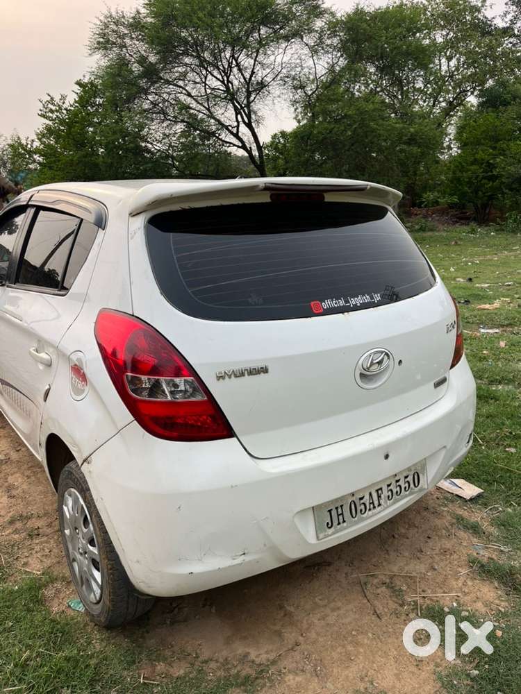 Hyundai I20 Petrol Manual 2012