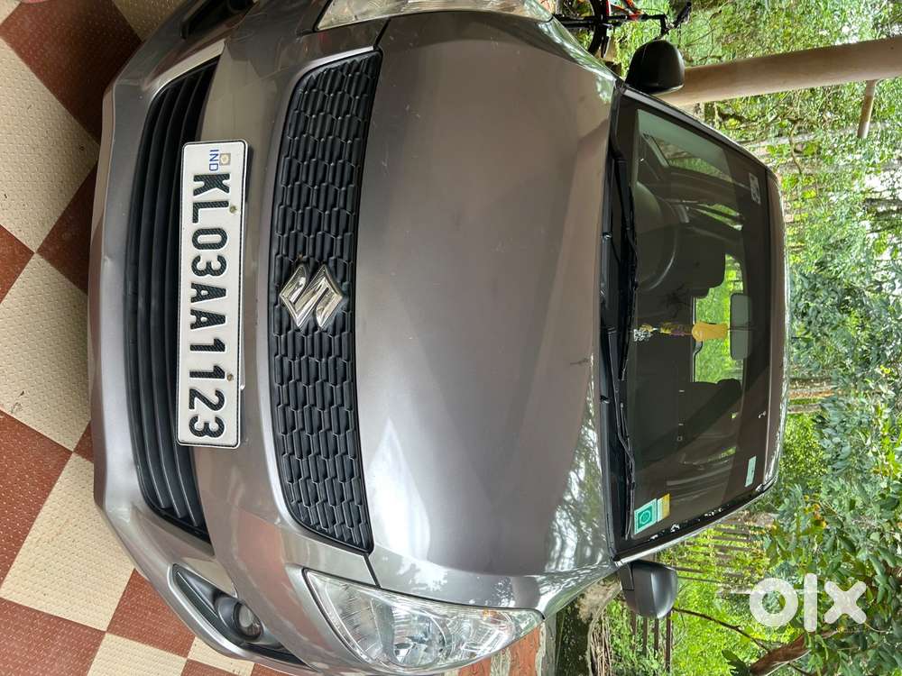 Maruti Suzuki Swift Lxi 2016