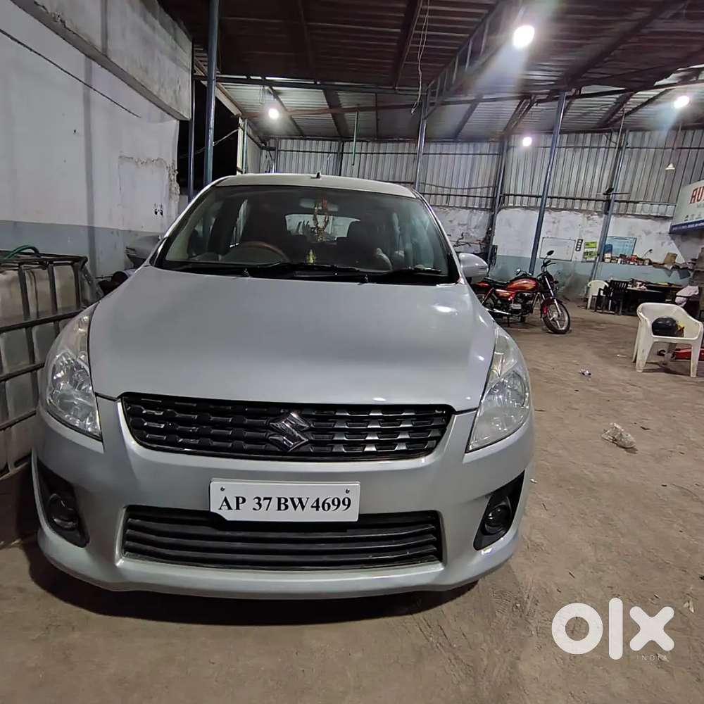 Maruti Suzuki Ertiga 2013 Diesel 180000 Km Driven