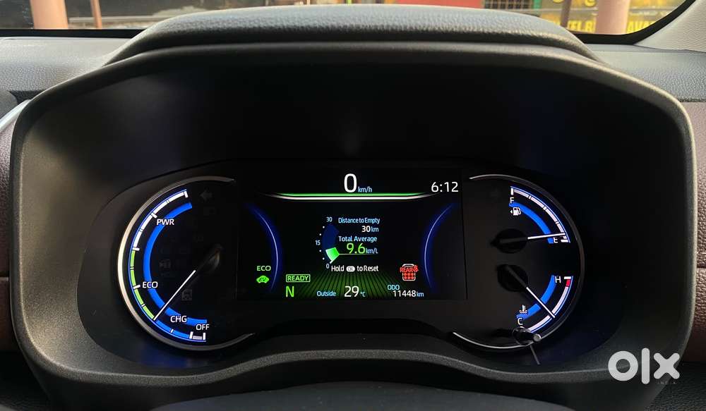 Toyota Innova Hycross 2.0 Vx Hybrid 8 Str, 2025, Petrol