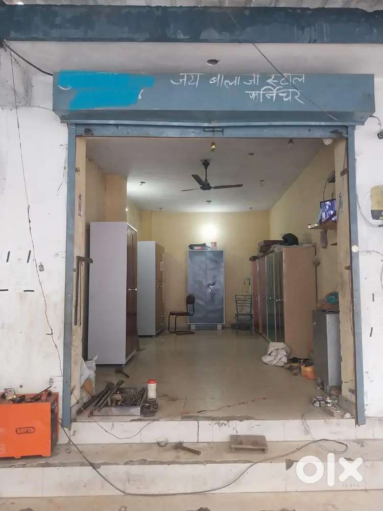 Shop for rent 16000/month
