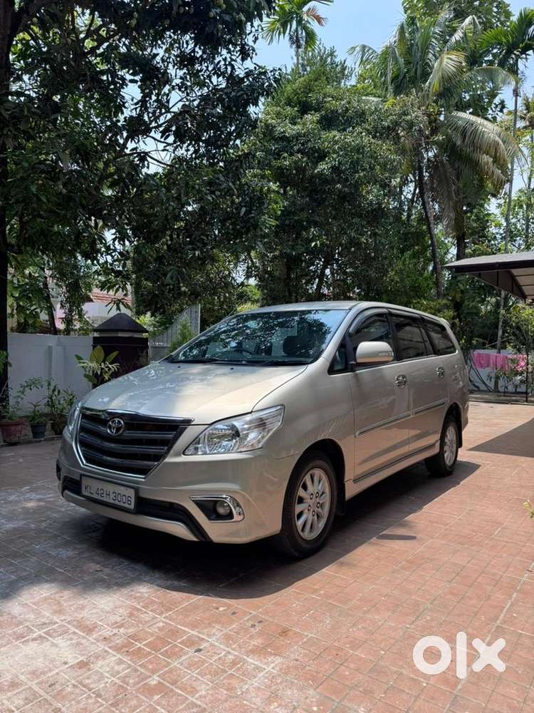 Toyota Innova 2013 Diesel Well Maintained