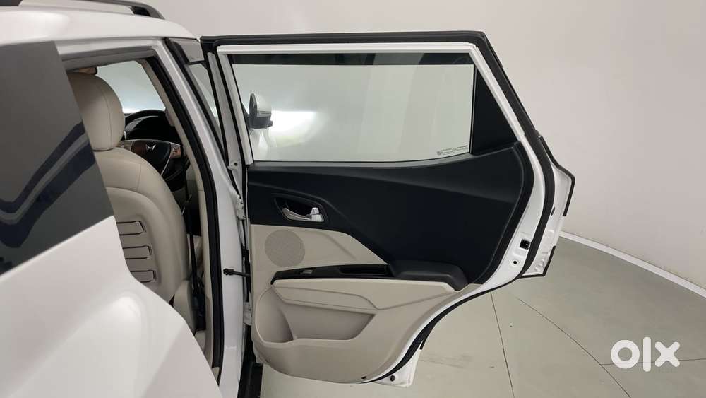 Mahindra Xuv300 W8 Option, 2023, Petrol