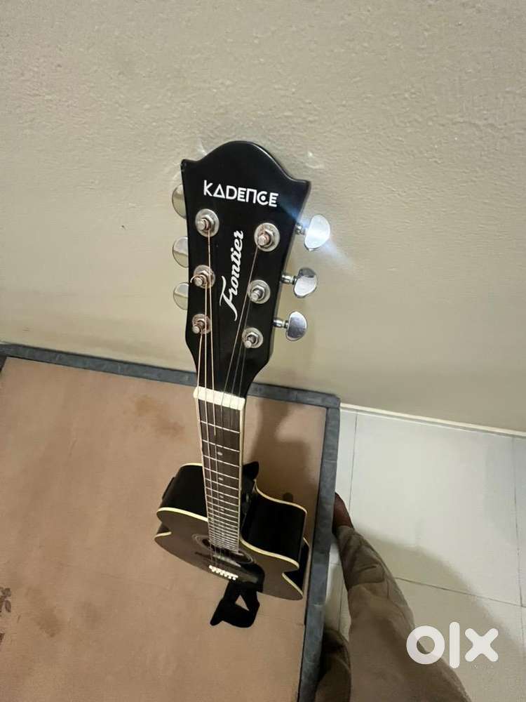 Guitar - Used Musical Instruments for sale in Sector 4 | OLX