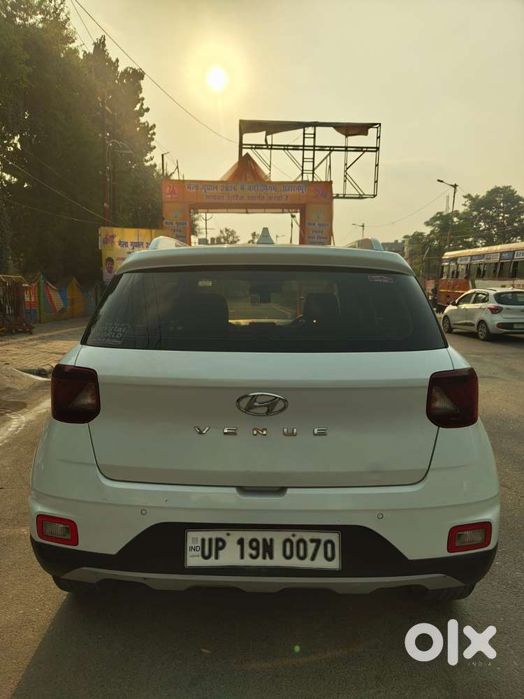 Hyundai Venue 1.2 S Plus, 2022, Petrol