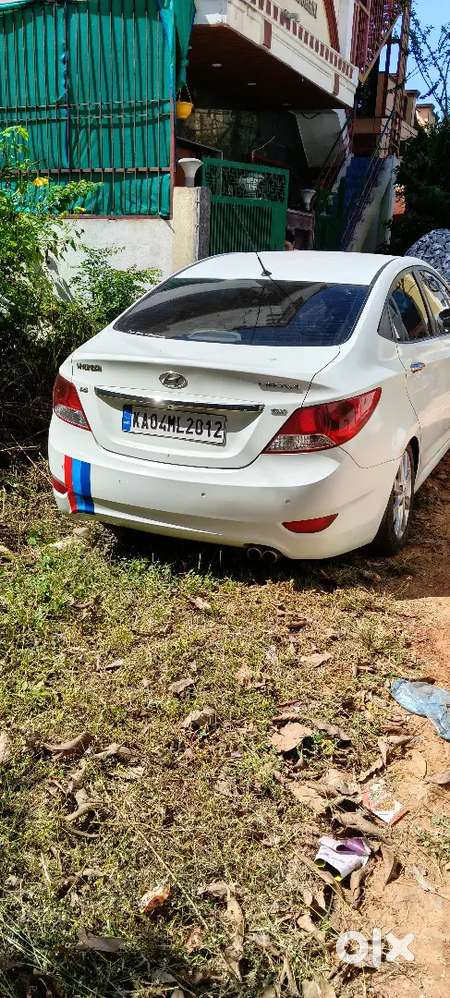 Hyundai Verna 2012 Petrol Well Maintained