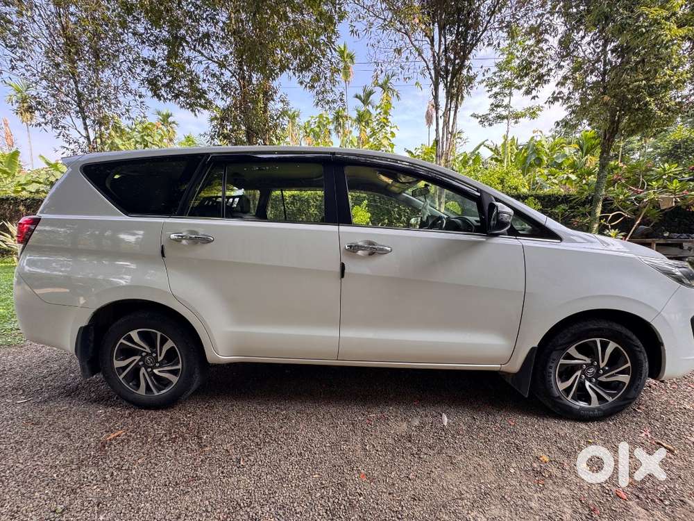 Innova Crysta Vx ( Diesel )2020