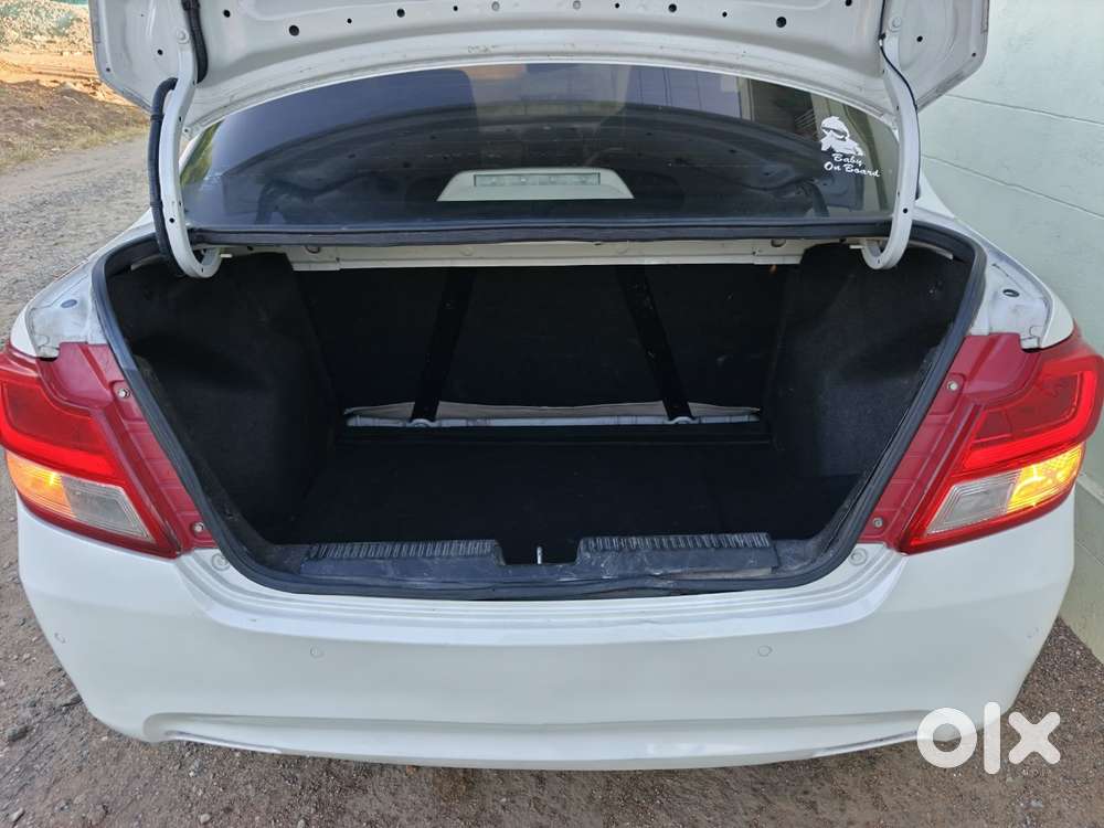 Maruti Suzuki Dzire 1.2 Zxi Amt, 2021, Petrol