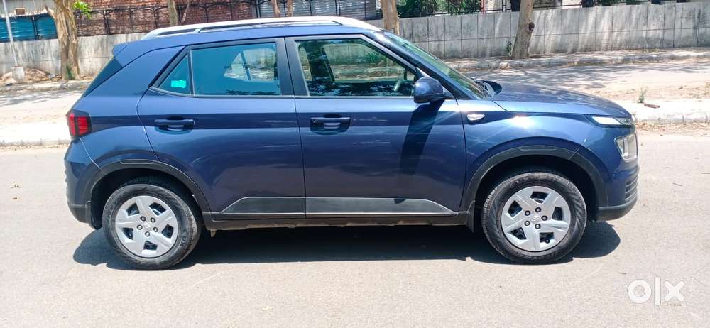 Hyundai Venue S Plus Mt 1.2 Kappa, 2022, Petrol