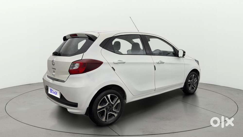 Tata Tiago Xza Plus, 2022, Petrol