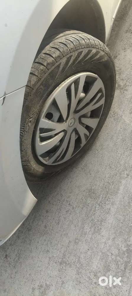 Maruti Suzuki Dzire 2025 Cng & Hybrids 37000 Km Driven