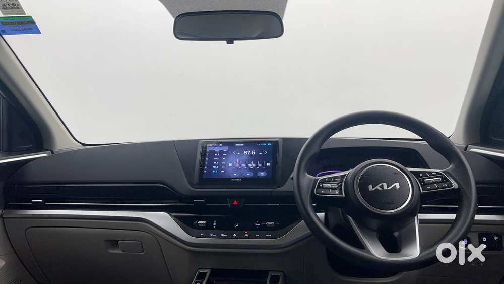 Kia Carens 1.4 Prestige Plus Turbo Dct 7 Str, 2023, Petrol