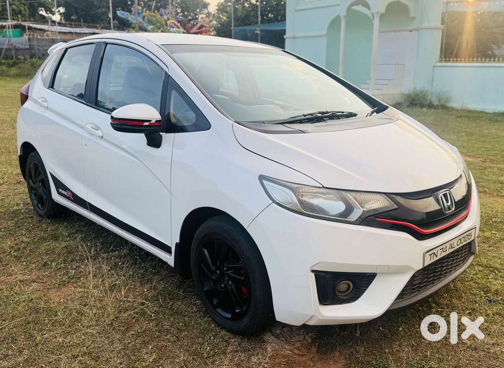 Honda Jazz 1.2 V I Vtec Privilege, 2015, Petrol