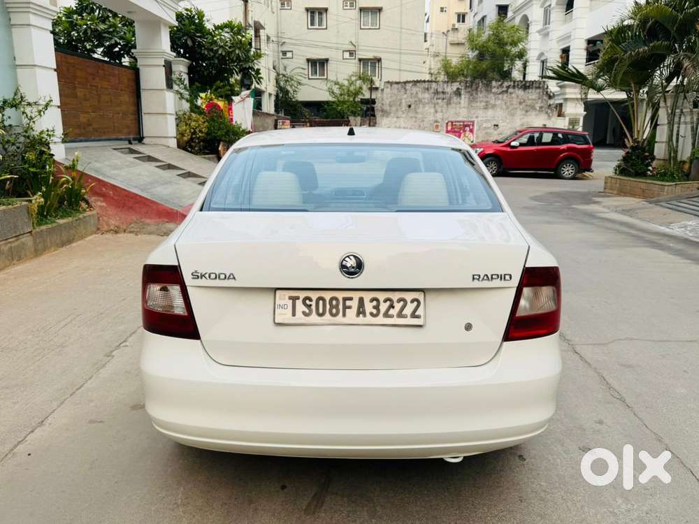 Skoda Rapid 1.5 Tdi Style/1.5 At Style, 2016, Diesel