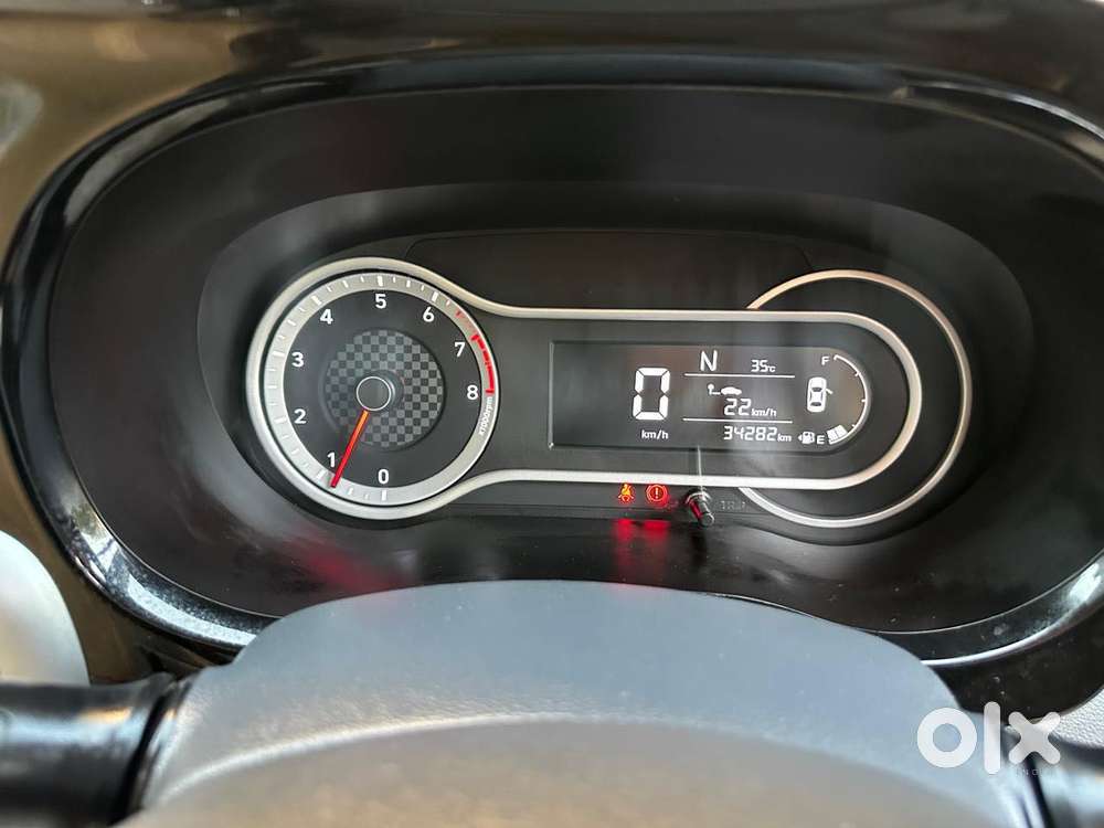 Hyundai Grand I10 Nios Sportz 1.2 At, 2021, Petrol