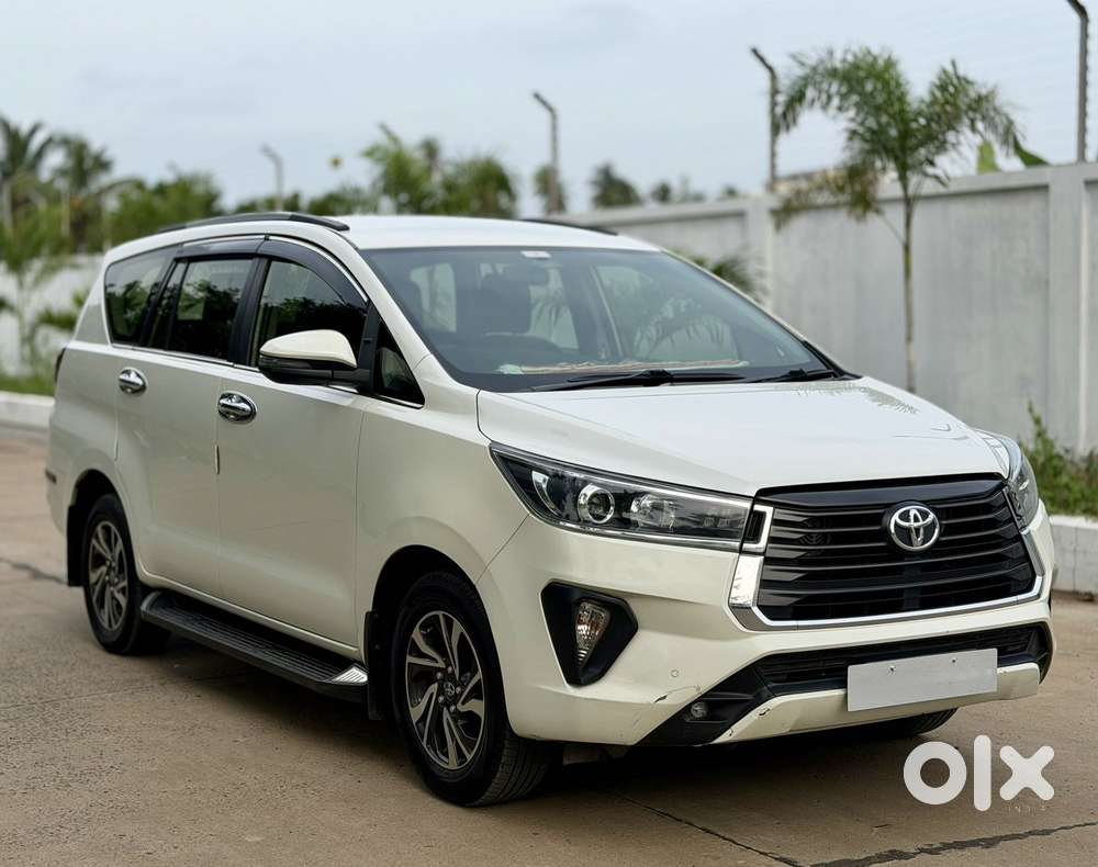 Toyota Innova Crysta [2020-ongoing] 2.4 Vx 8 Str, 2021, Diesel