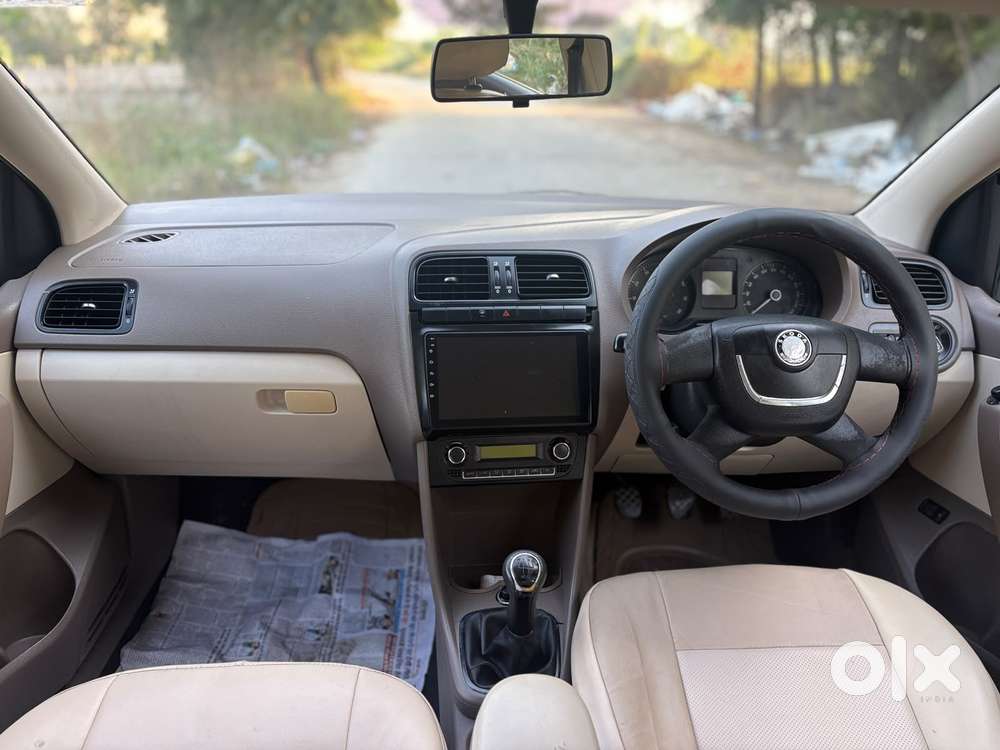 Skoda Rapid, 2012, Petrol