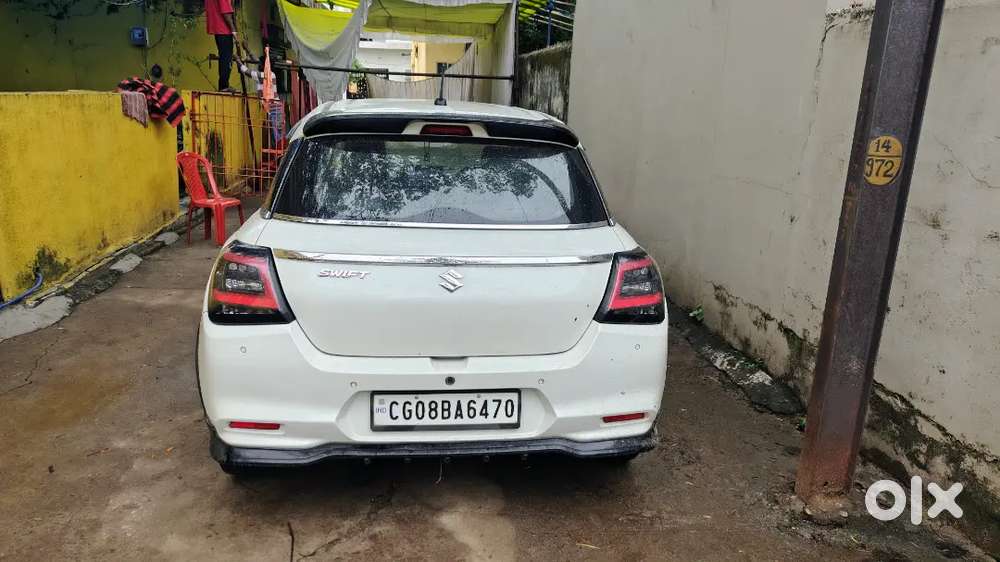 Maruti Suzuki Swift Lxi 2024