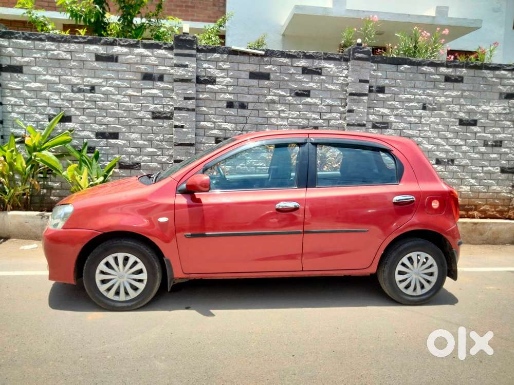 Toyota Etios Liva G, 2012, Petrol