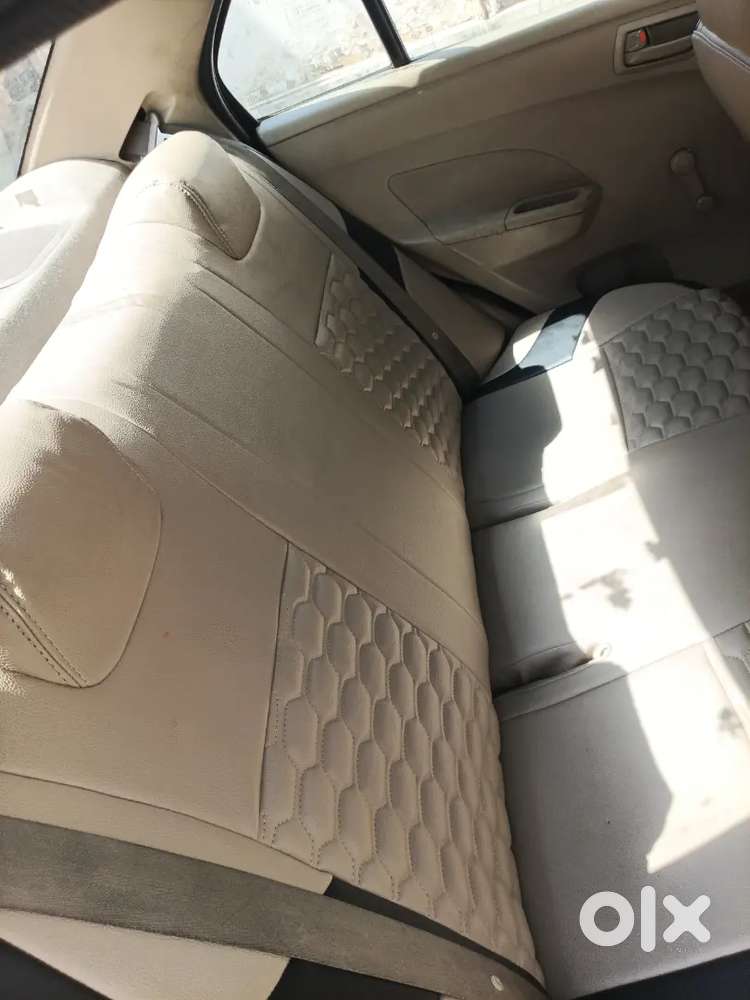 Maruti Suzuki Dzire Lxi 2017 Car