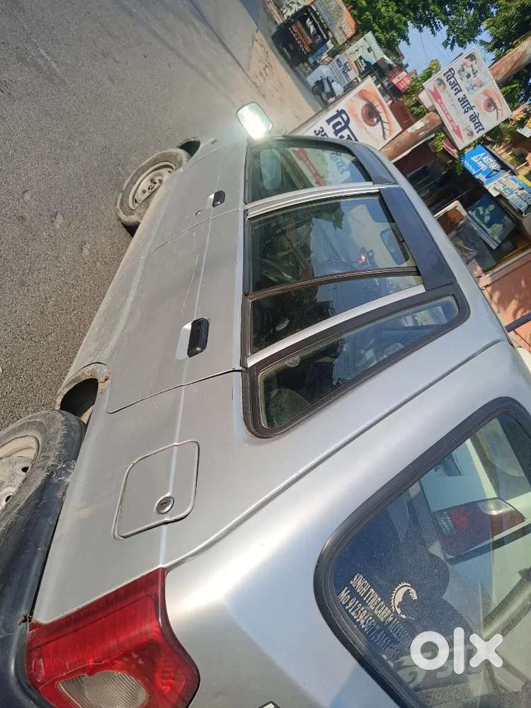 Maruti Suzuki 800 2005 Petrol Well Maintained