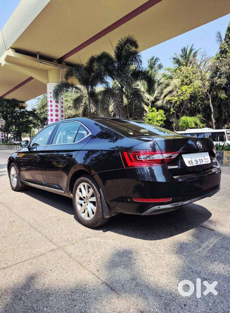 Skoda Superb 1.8 Elegance Tsi At, 2018, Petrol