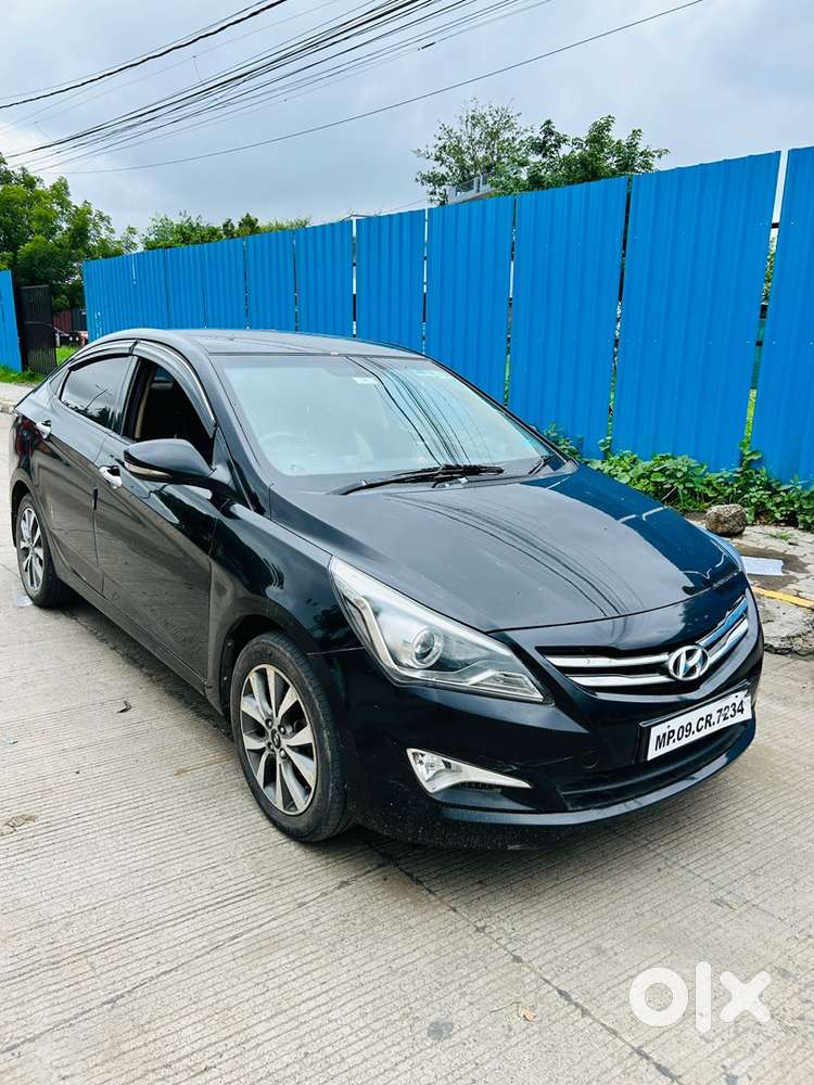 Hyundai Fluidic Verna 2015