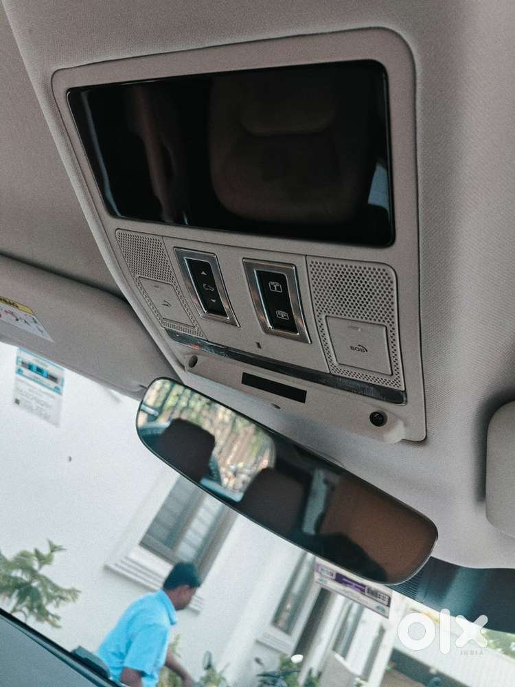 Land Rover Defender 2023 Year