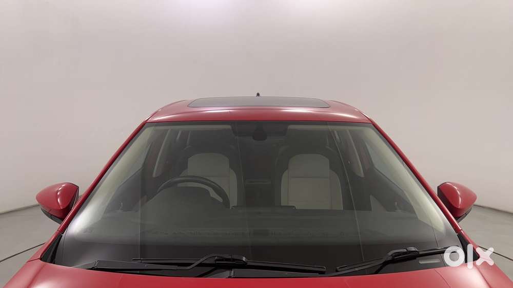 Skoda Slavia Style 1.0l Tsi Mt, 2023, Petrol