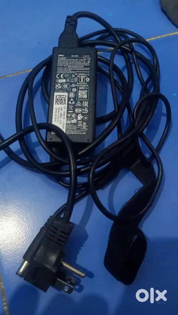 Dell company laptop charger 65 watt