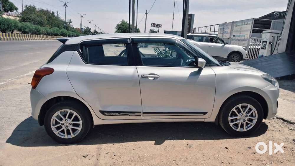 Maruti Suzuki Swift Vvt Zxi, 2022, Petrol