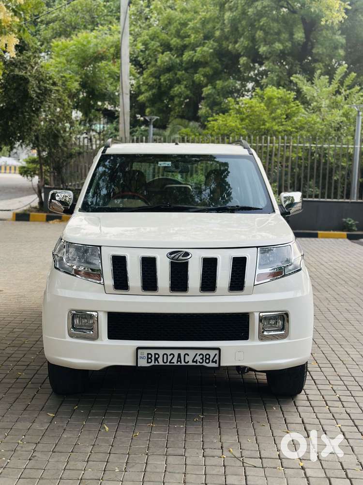 Mahindra Xuv300 W8 Diesel, 2016