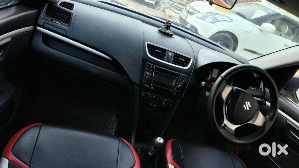 Maruti Suzuki Swift Vxi 1.2 Abs Bs-iv, 2015, Petrol