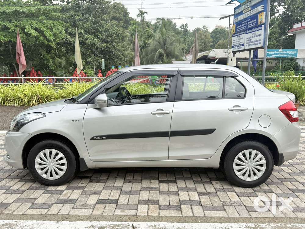 Maruti Suzuki Swift Dzire Vxi(o) Mt, 2017, Petrol